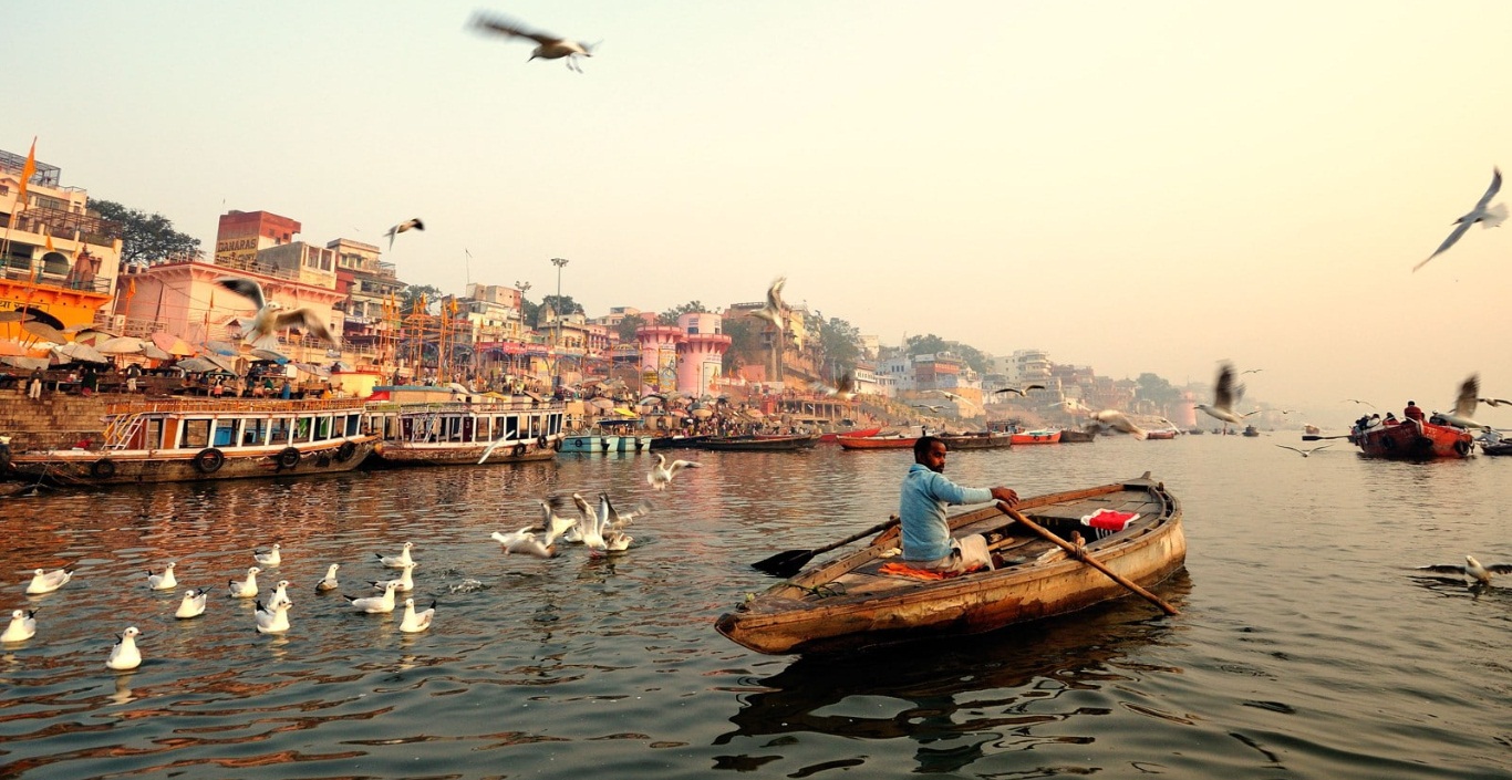 Kashi Tour Package